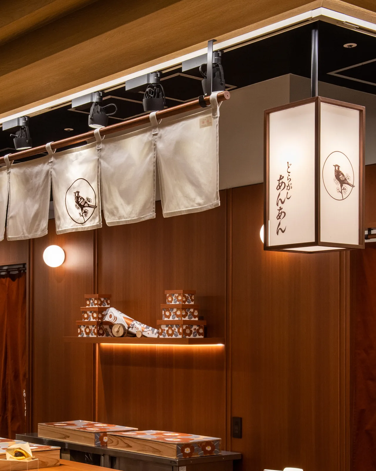 どらがしあんあん サクラマチ クマモト本店の売り場